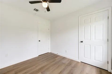 863 Marcolin Street Houston TX 77088