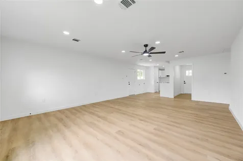863 Marcolin Street Houston TX 77088