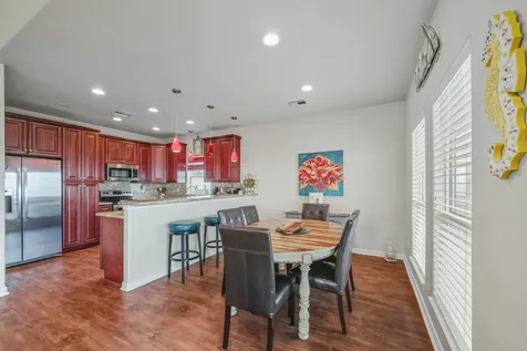 4126 Grayson Galveston TX 77554