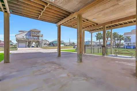 4126 Grayson Galveston TX 77554