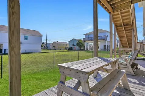 4126 Grayson Galveston TX 77554