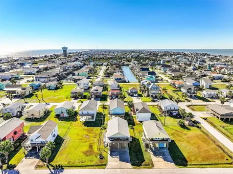 4126 Grayson Galveston TX 77554