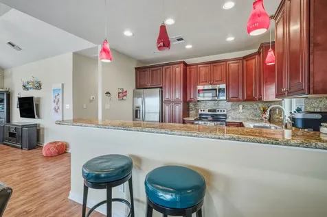 4126 Grayson Galveston TX 77554