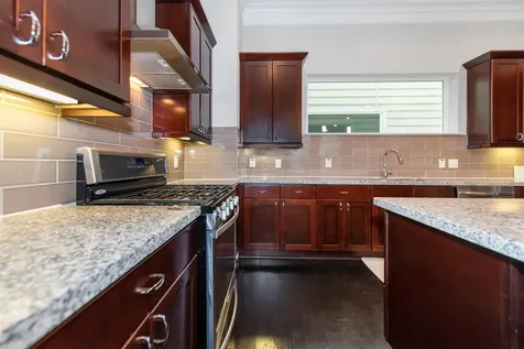 5637 Kiam Street B Houston TX 77007