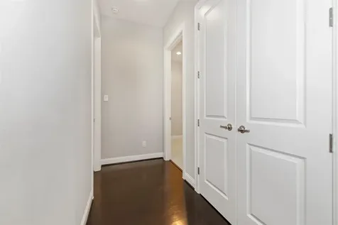 5637 Kiam Street B Houston TX 77007