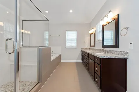 5637 Kiam Street B Houston TX 77007
