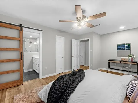 2126 Eagle Point Road Crosby TX 77532