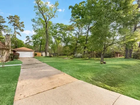 2126 Eagle Point Road Crosby TX 77532