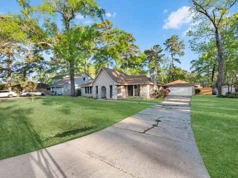 2126 Eagle Point Road Crosby TX 77532