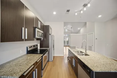 806 Jackson Hill Street 302 Houston TX 77007