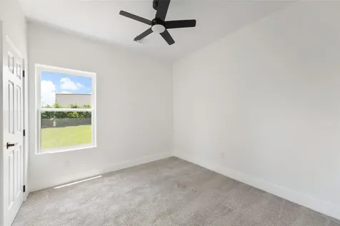3708 E Avenue S E Santa Fe TX 77510