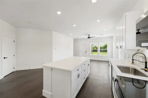 3708 E Avenue S E Santa Fe TX 77510