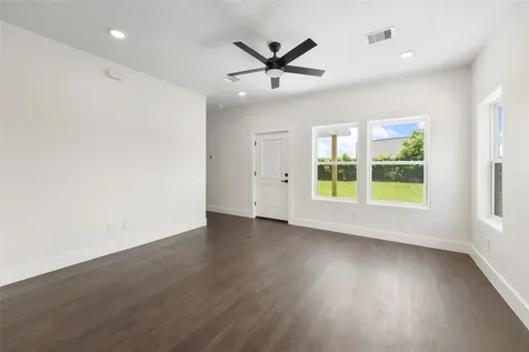 3708 E Avenue S E Santa Fe TX 77510