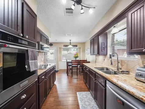 905 Patricia Drive Deer Park TX 77536
