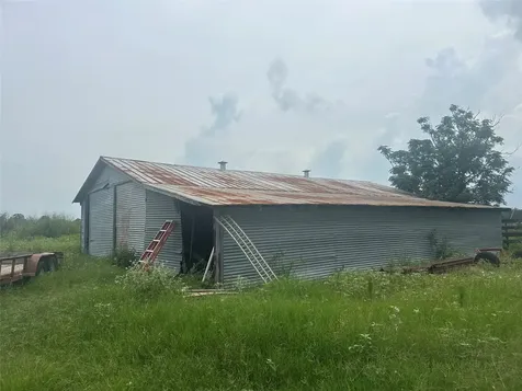 10309 Cr 1 Hallettsville TX 77964