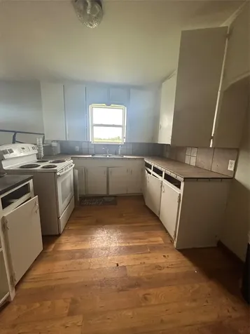 10309 Cr 1 Hallettsville TX 77964