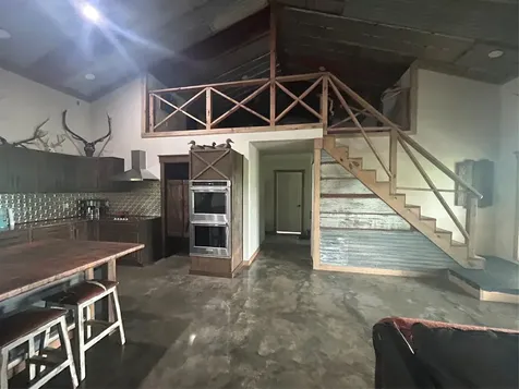 10309 Cr 1 Hallettsville TX 77964