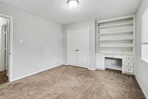 5918 Pine Arbor Drive Houston TX 77066