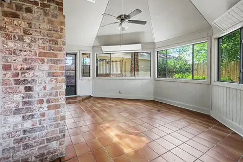 5918 Pine Arbor Drive Houston TX 77066