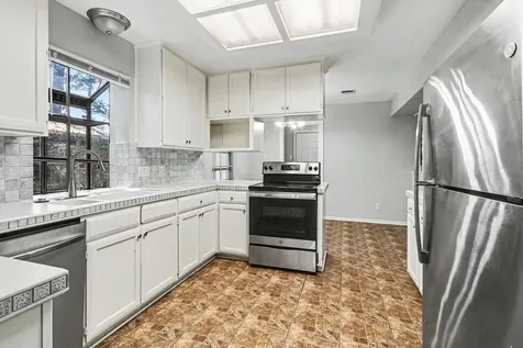5918 Pine Arbor Drive Houston TX 77066