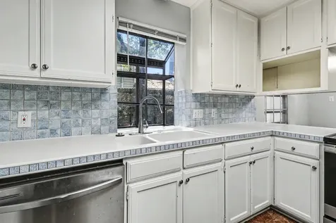 5918 Pine Arbor Drive Houston TX 77066