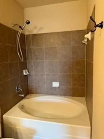 1711 Old Spanish Trail 221 Houston TX 77054