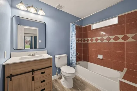 5637 Lotus Street Houston TX 77085