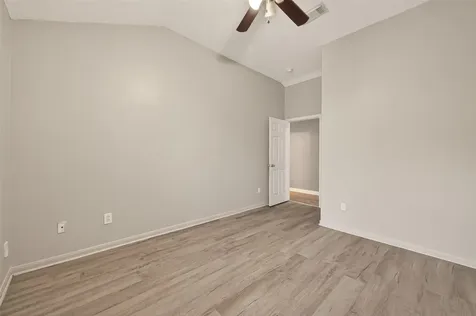5637 Lotus Street Houston TX 77085