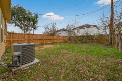 5637 Lotus Street Houston TX 77085