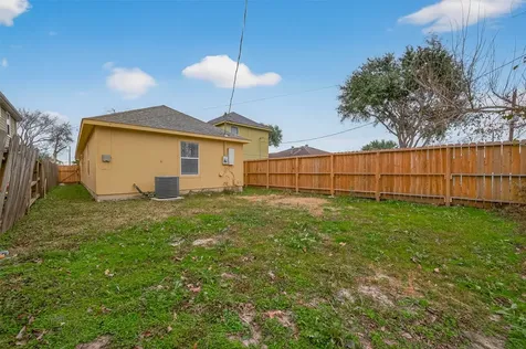 5637 Lotus Street Houston TX 77085