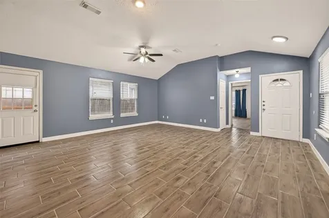 5637 Lotus Street Houston TX 77085