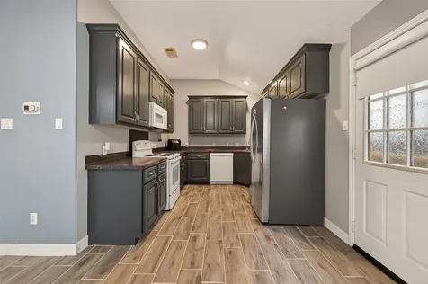 5637 Lotus Street Houston TX 77085