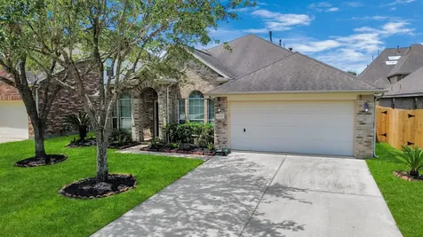 2924 Perdido Bay Lane Pearland TX 77584