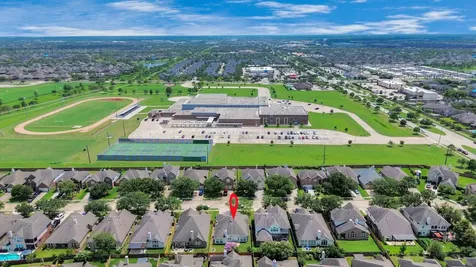 2924 Perdido Bay Lane Pearland TX 77584
