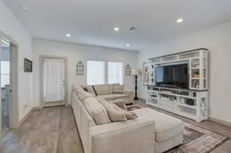327 John House Lane Rosharon TX 77583