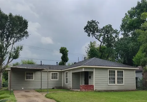 919 Oak Meadows Street Houston TX 77017