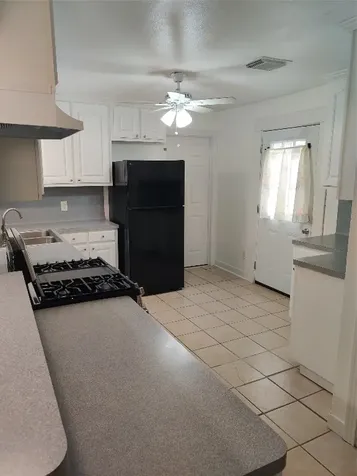 919 Oak Meadows Street Houston TX 77017