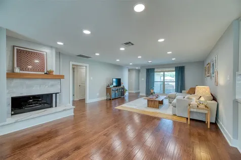 1814 Tattenhall Drive Houston TX 77008