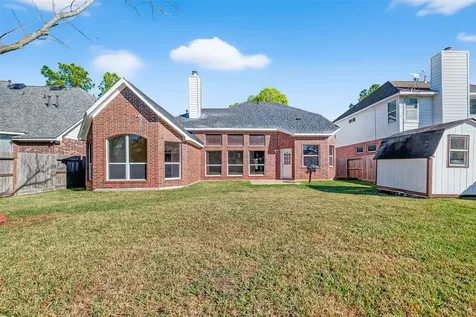 3618 Miraglen Drive Pearland TX 77584