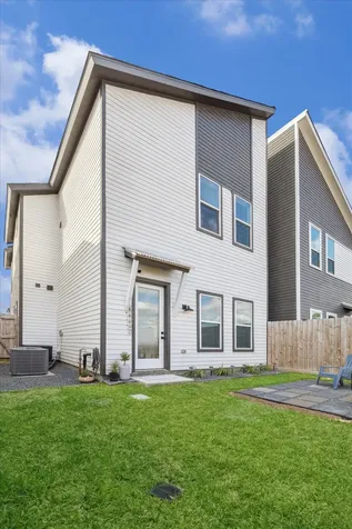 5818 Francis Oak Place Houston TX 77091