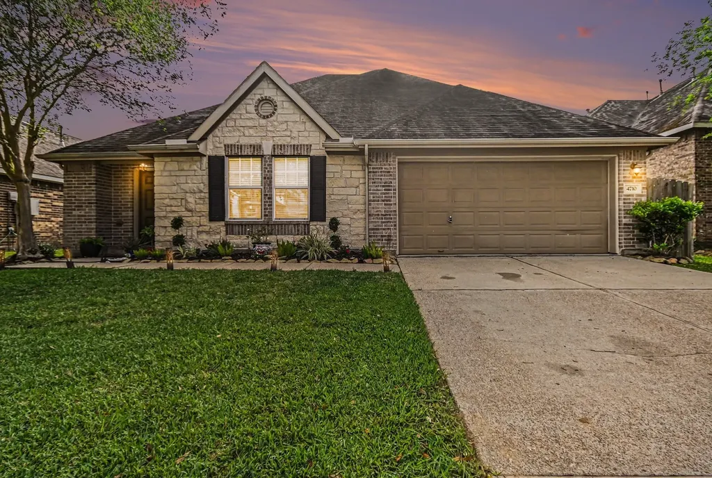 4710 Lake Rim Drive Alvin TX 77511