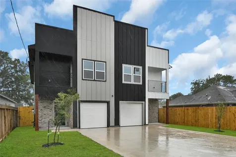 7415 Hezekiah Ln A Houston TX 77088