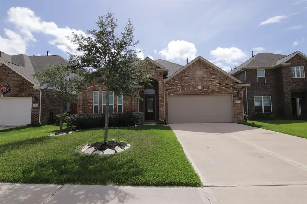1907 Benbrook Hollow Lane Brookshire TX 77441