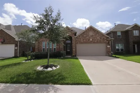 1907 Benbrook Hollow Lane Brookshire TX 77441