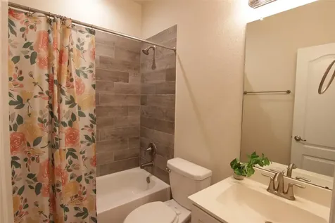 1907 Benbrook Hollow Lane Brookshire TX 77441
