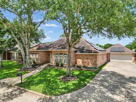 604 Westview Terrace Drive Sealy TX 77474