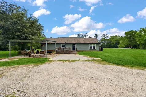 200 Chris Lane Shepherd TX 77371