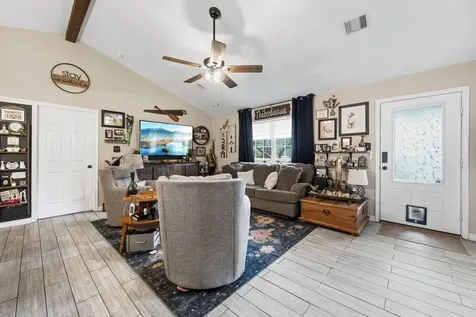 200 Chris Lane Shepherd TX 77371