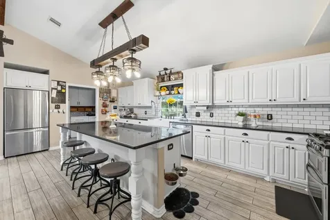200 Chris Lane Shepherd TX 77371