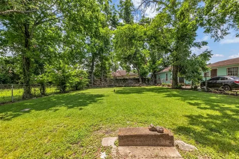 4012 Jewel Street Houston TX 77026